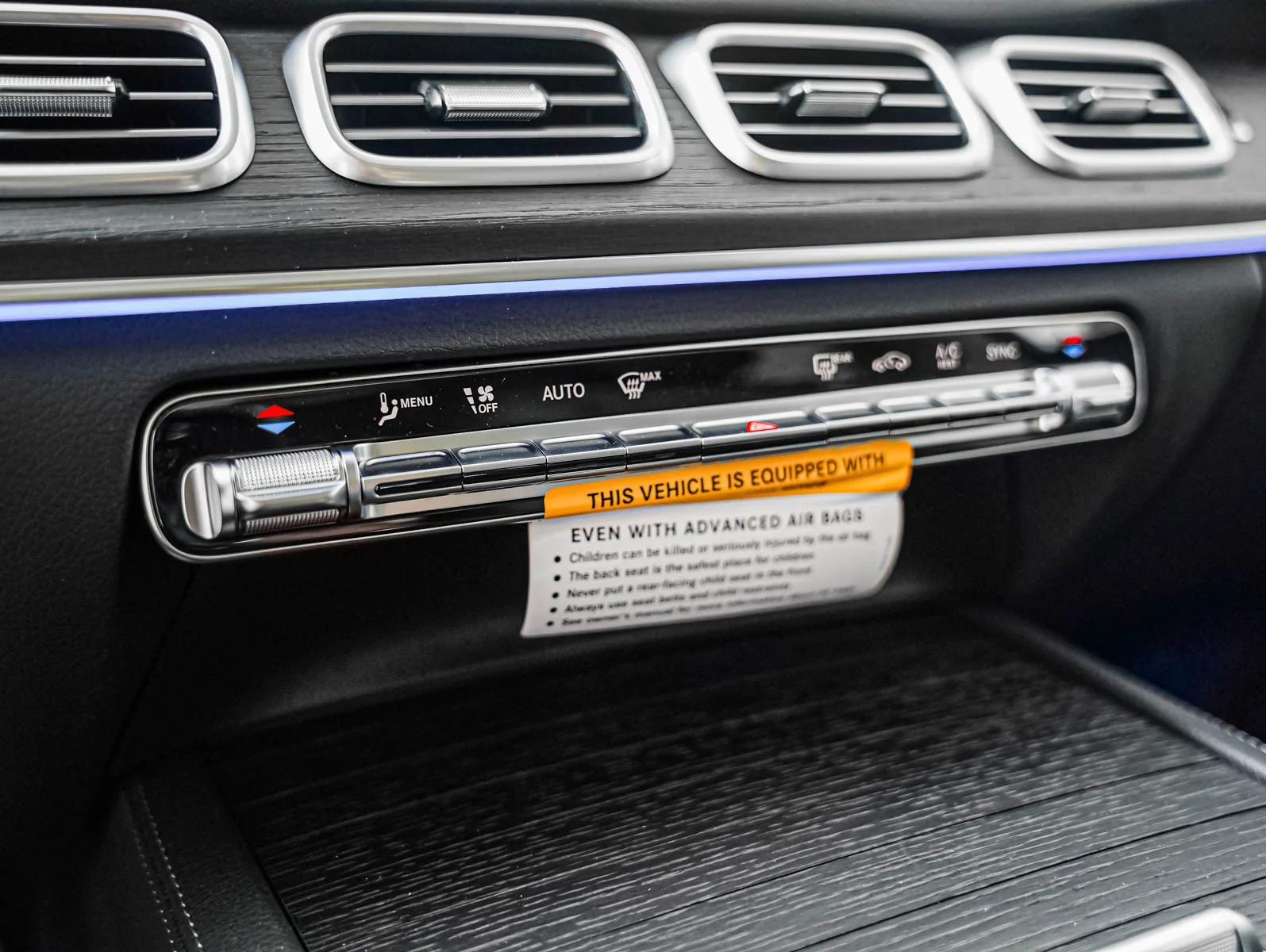 New 2026 Black Mercedes-Benz 450 4MATIC® image 19