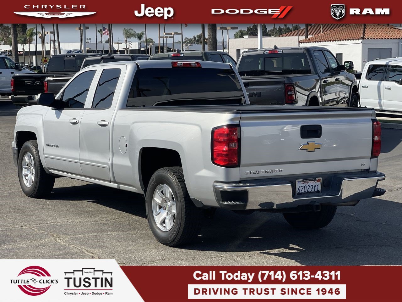 Used 2015 Silver Ice Metallic Chevrolet LT image 5