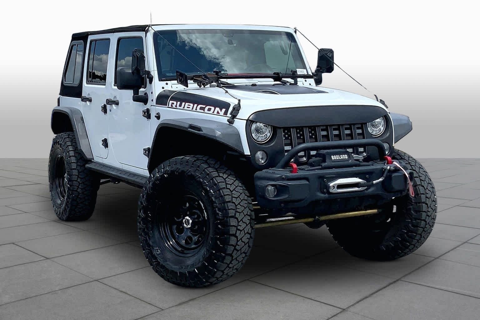 Used 2017 Bright White Clearcoat Jeep Rubicon Recon image 3