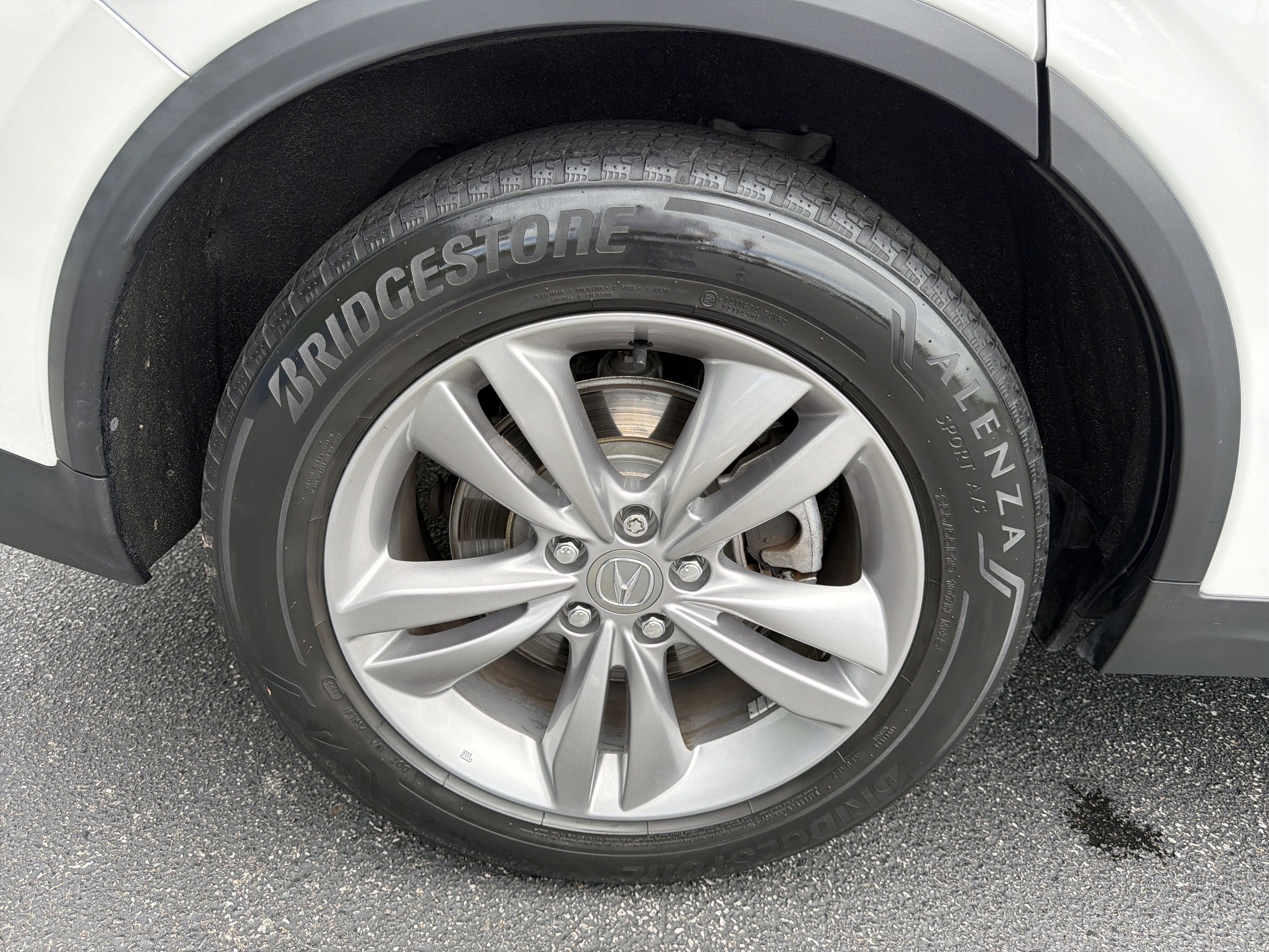 Used 2023  Acura  image 18