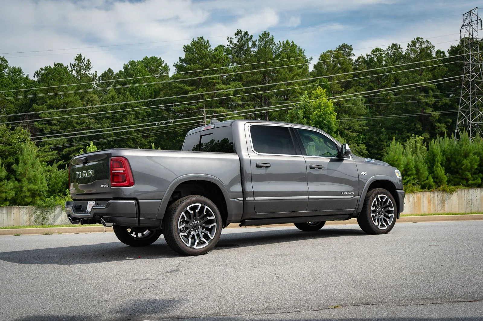 2026 RAM 1500 Limited - Photo 20