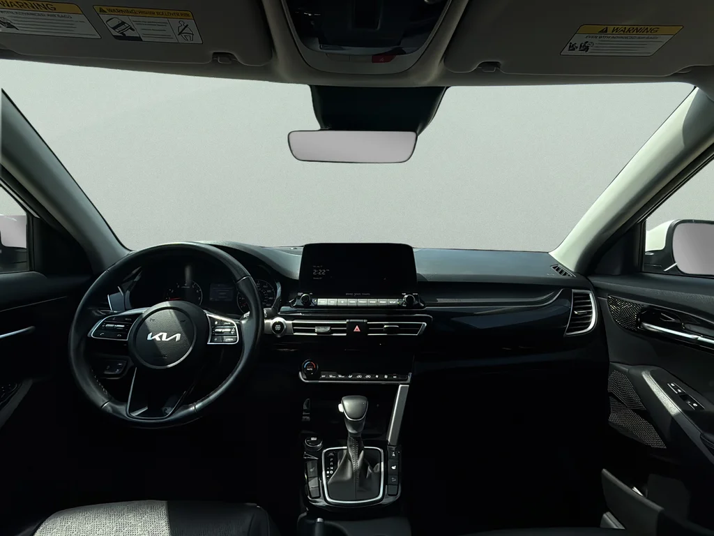 Certified Used 2022 Snow White Pearl Kia EX image 24
