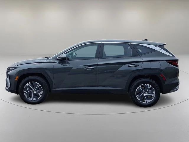 New 2026 Gray Hyundai Blue SE image 4