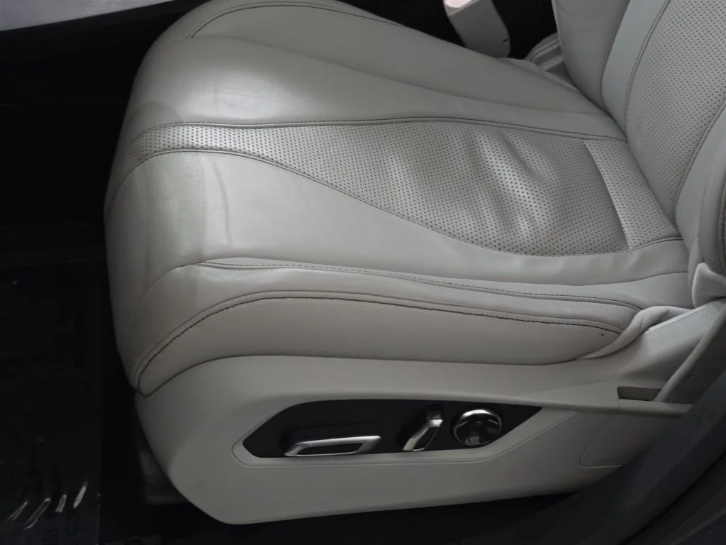 Used 2021  Acura Technology Package image 30