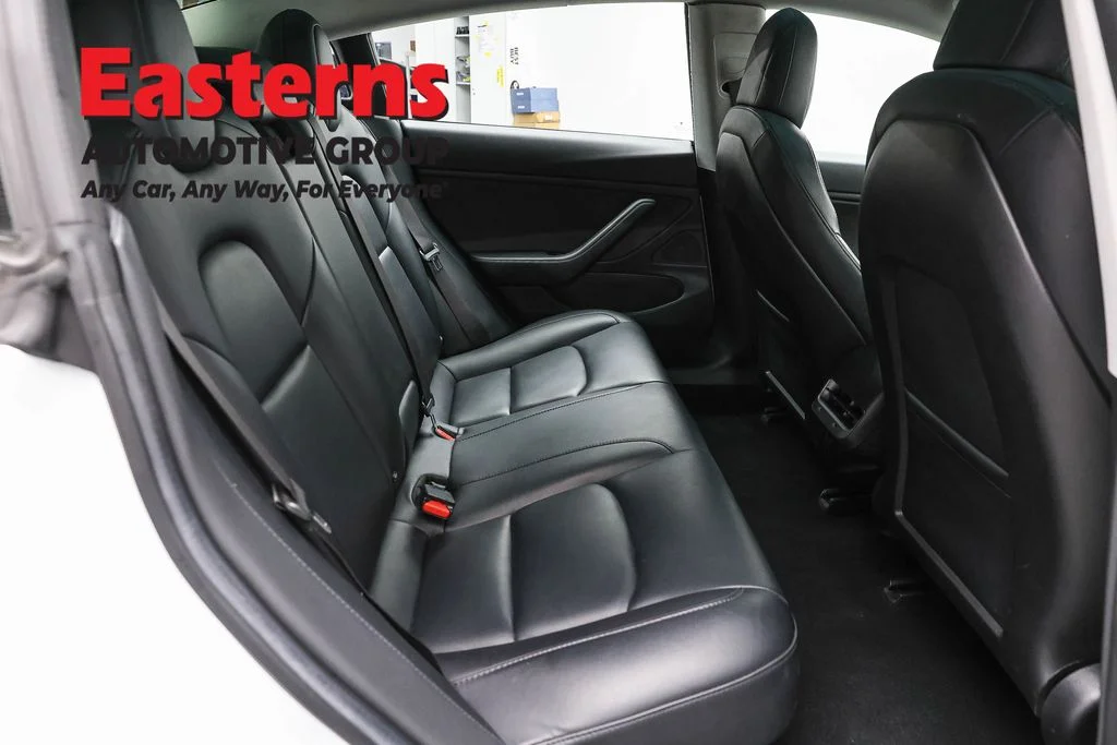 Used 2018 White Tesla Long Range image 17