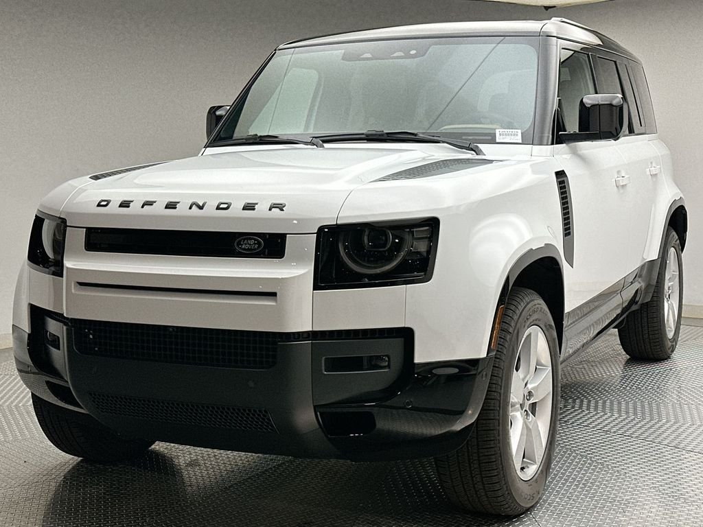 New 2026 Fuji White Land Rover X-Dynamic SE image 1