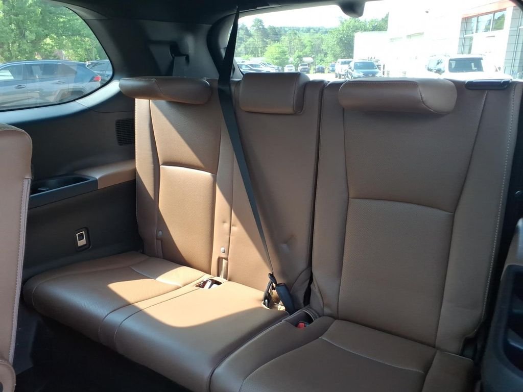 Used 2025 Storm Cloud Toyota Hybrid MAX Platinum image 15