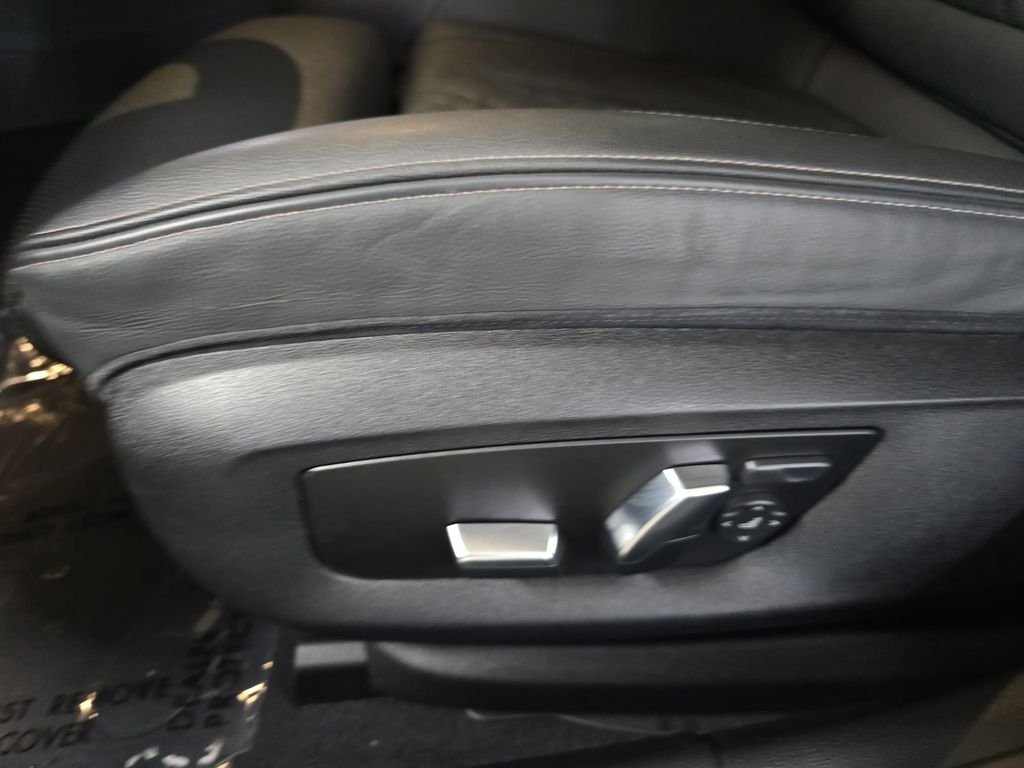 Certified Used 2023 Black Sapphire Metallic BMW 530i image 28