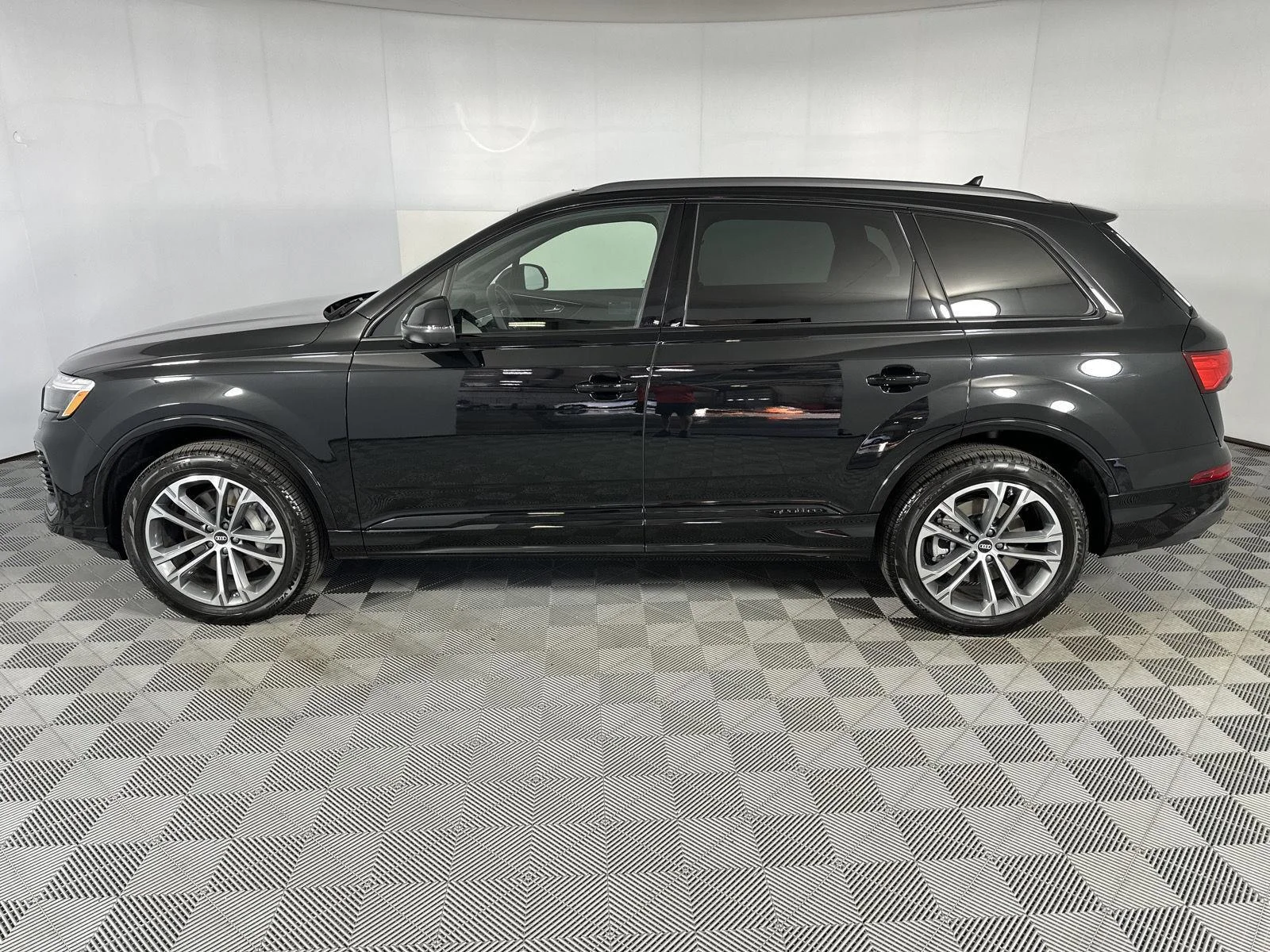 Used 2026 Mythos Black Metallic Audi Premium image 14