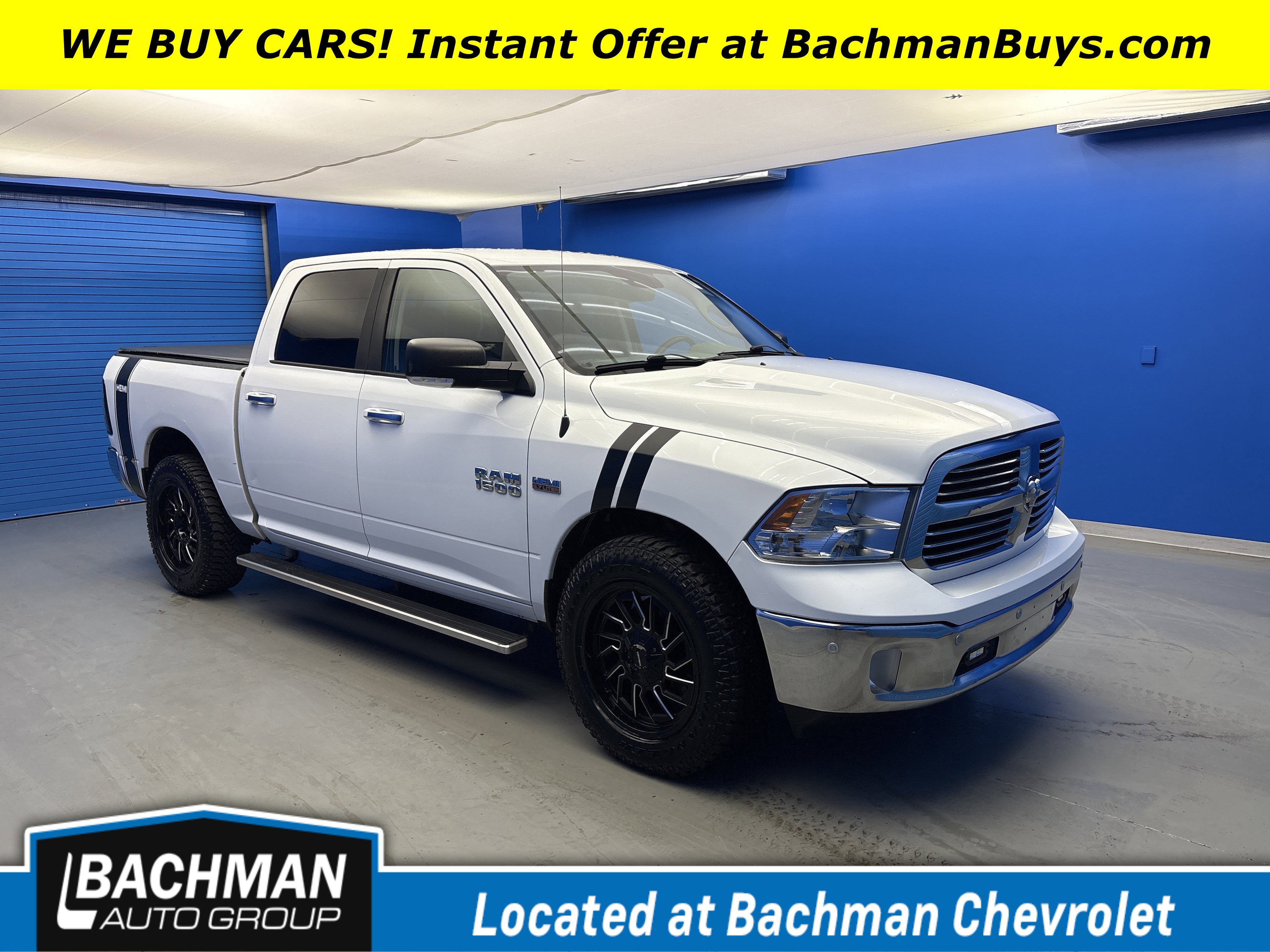 2017 RAM 1500 Big Horn 4x4 Crew Cab 5'7's photo