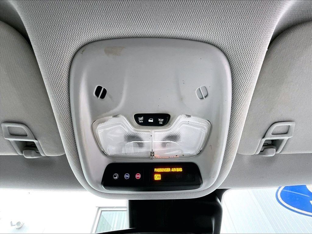 Used 2022 Blue Chevrolet LT image 23