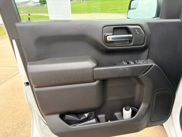 Used 2024 White GMC Pro image 15