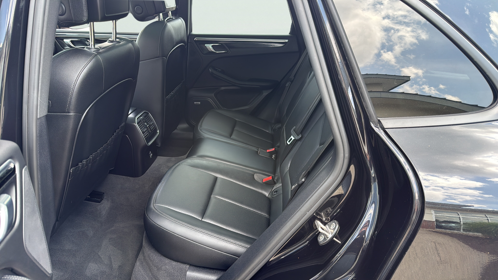 Used 2021 Black Porsche Base image 9