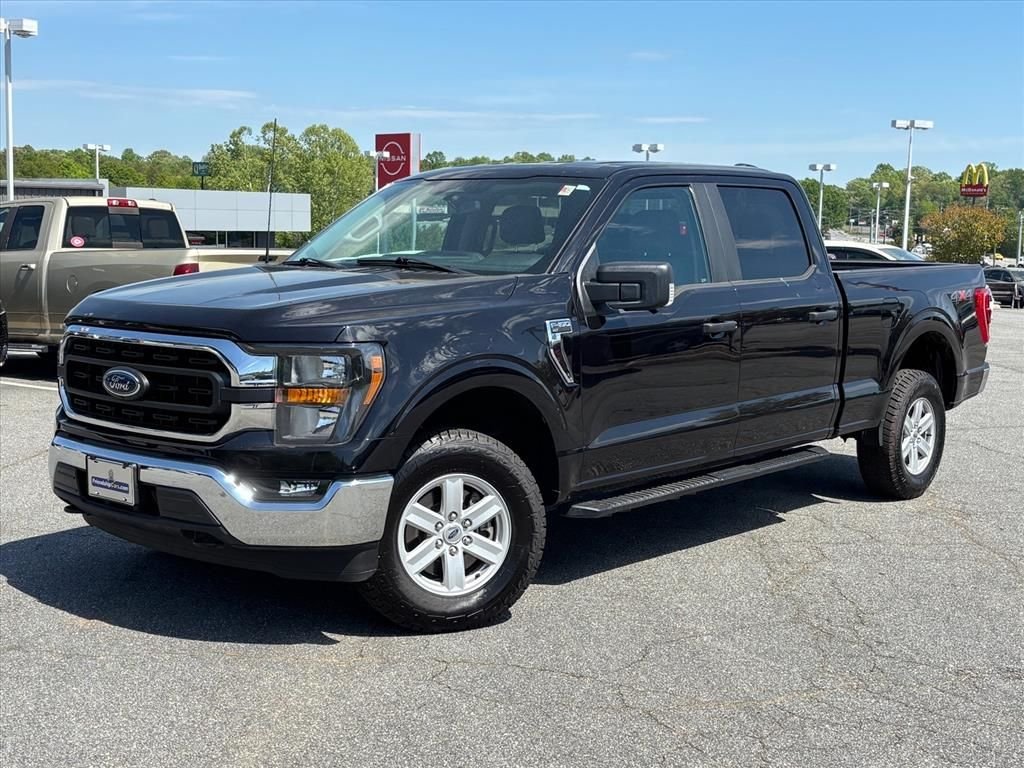 Used 2023 Black Ford XLT image 2