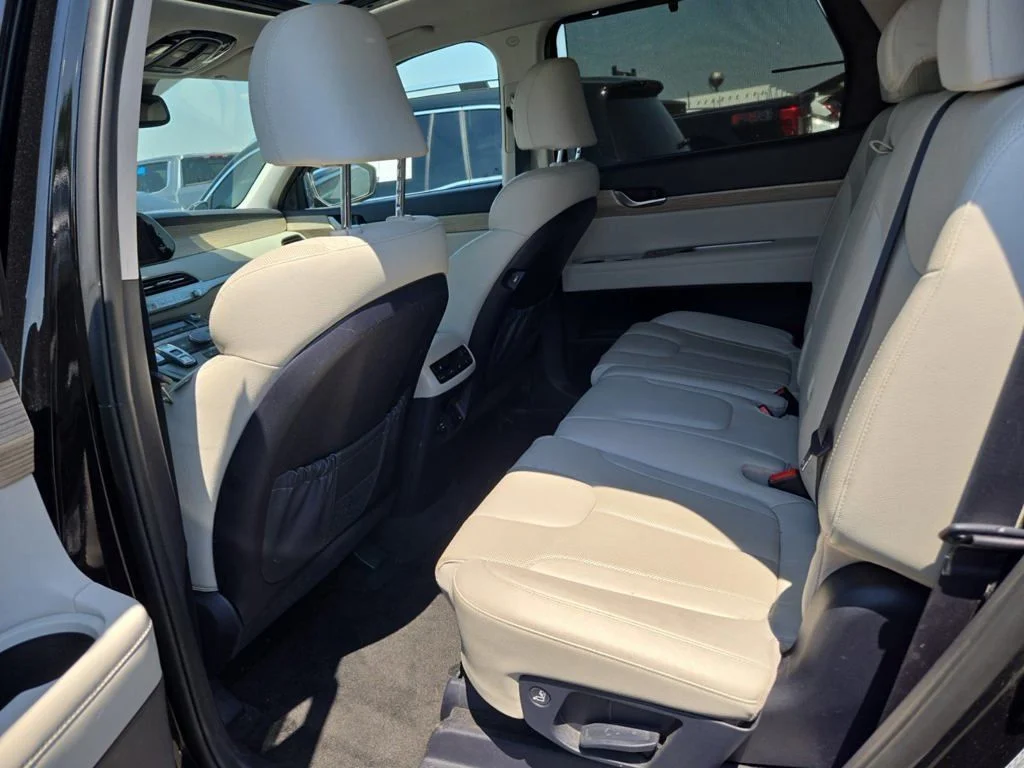Certified Used 2022 Black Hyundai SEL image 14