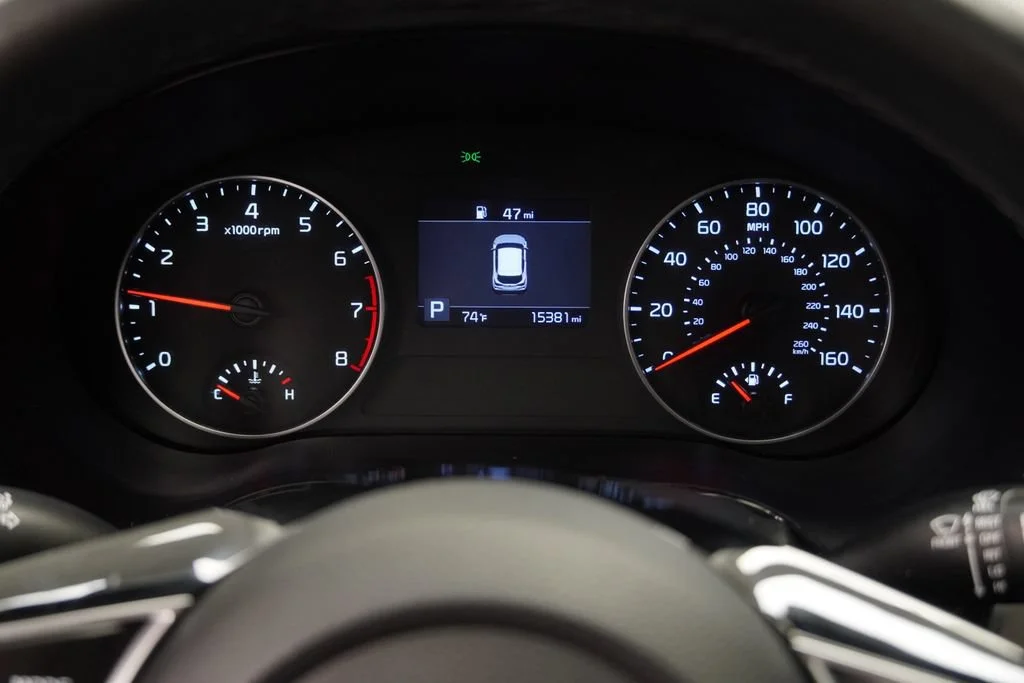 Used 2023 Black Kia EX image 17
