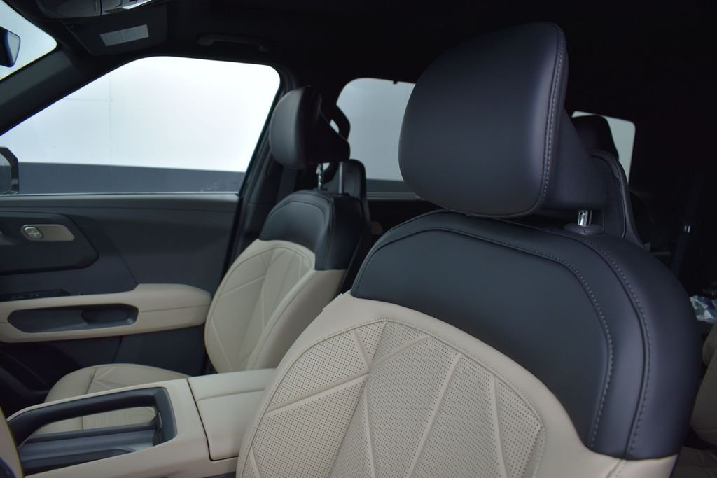 New 2027 Black Jade Green Kia EX image 10