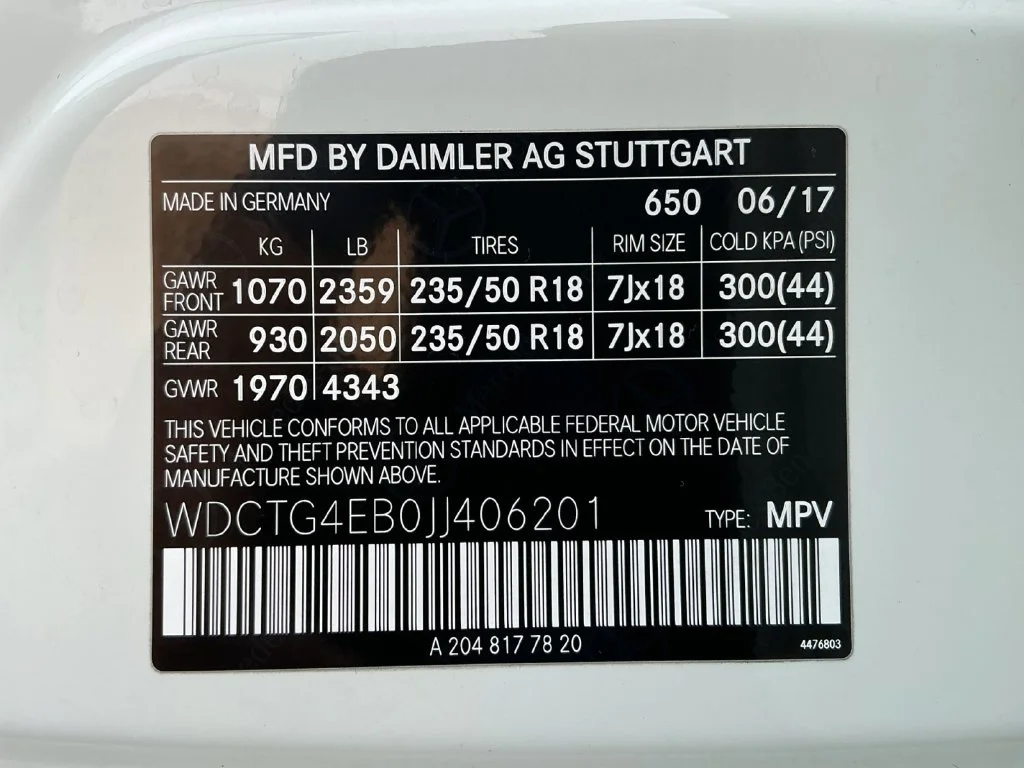 Used 2018 White Mercedes-Benz GLA 250 image 24