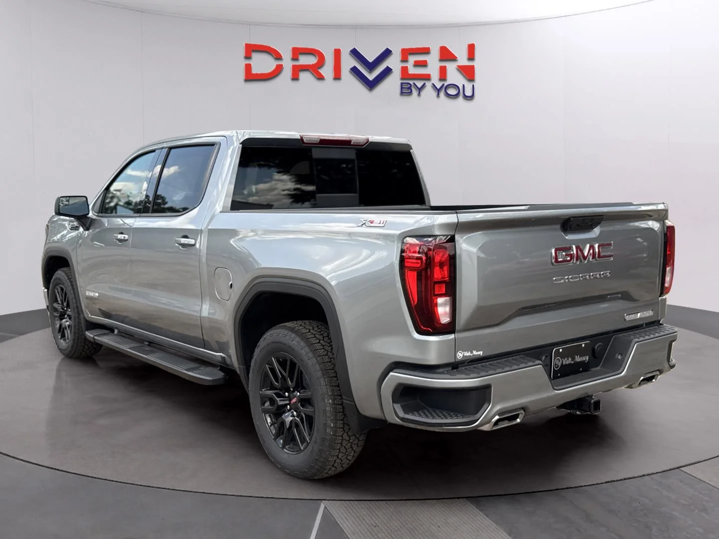 New 2026 Sterling Metallic GMC Elevation image 3