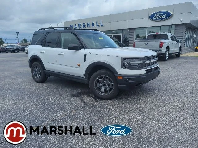 Used 2021 White Ford Badlands image 1