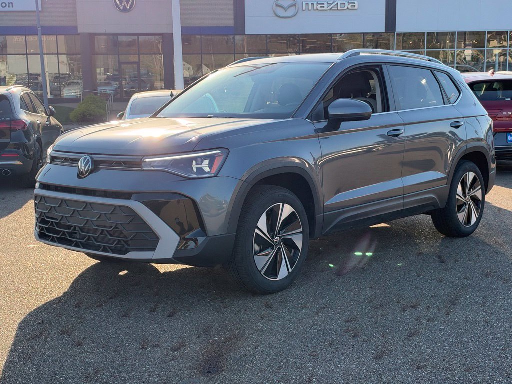 2026 Volkswagen Taos SE