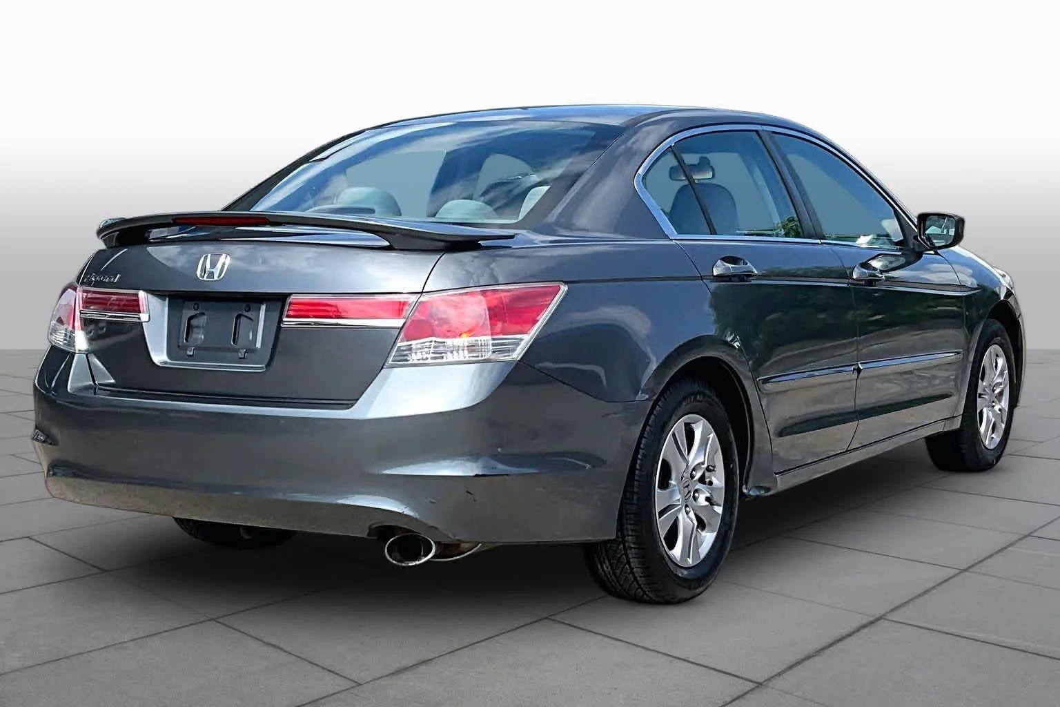 Used 2012 Polished Metal Metallic Honda LX Premium image 11