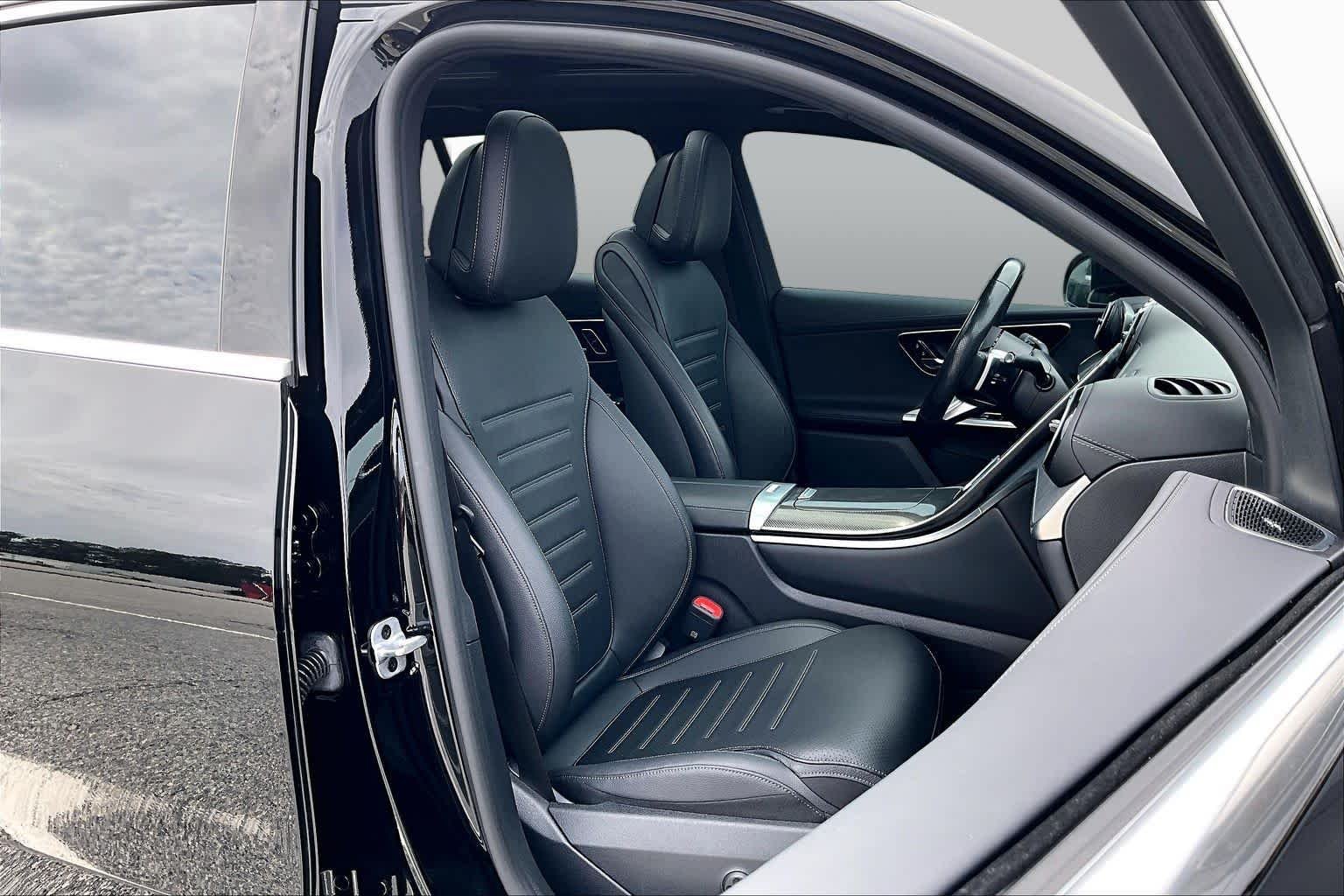 Used 2023 Black Mercedes-Benz GLC 300 image 9