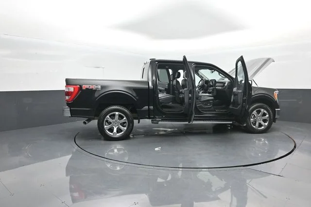 Used 2021 Black Metallic Ford Lariat image 42