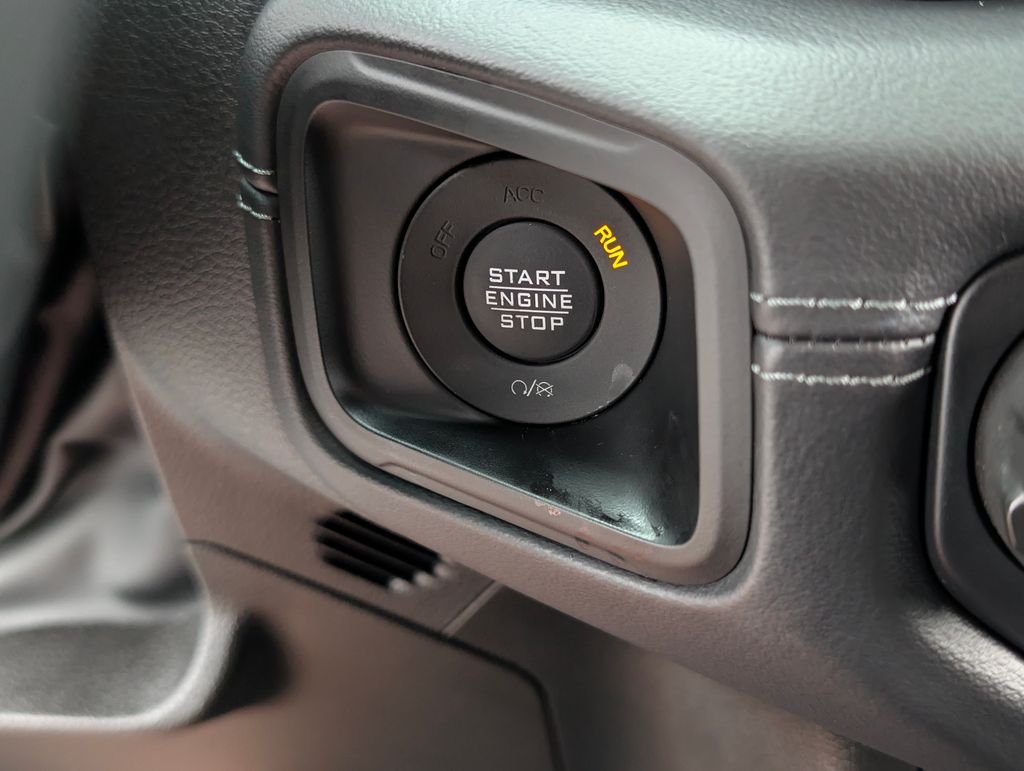 2025 Jeep Wrangler 4xe Rubicon 4XE - Photo 30