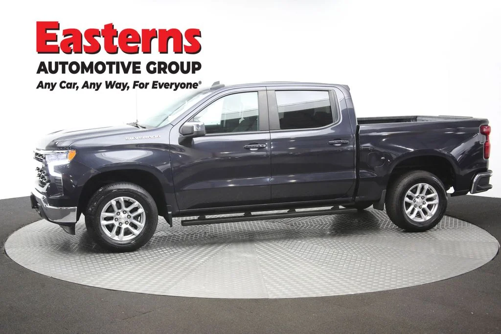 Used 2022 Gray Chevrolet LT image 58