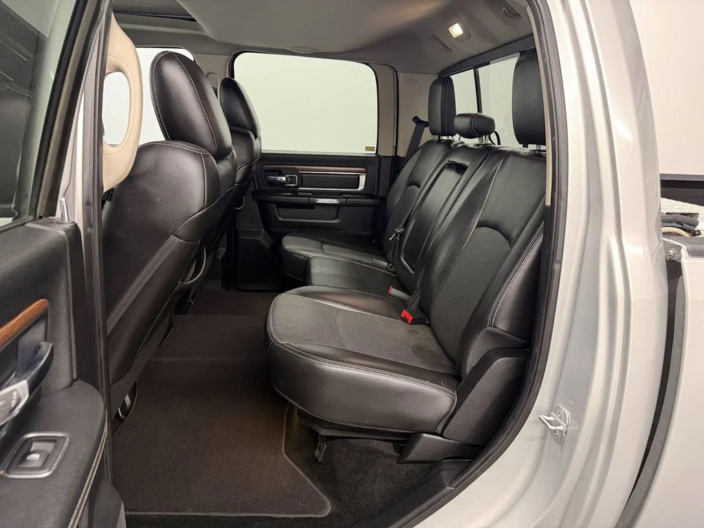 Used 2014 Sil/Silver Ram Laramie image 23