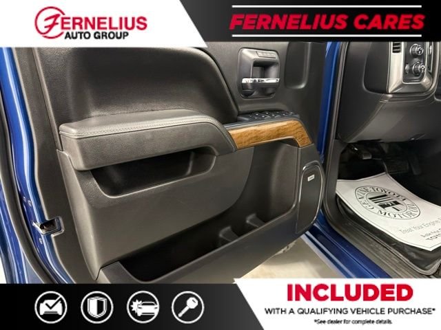 Used 2015 Blue Chevrolet LTZ image 12