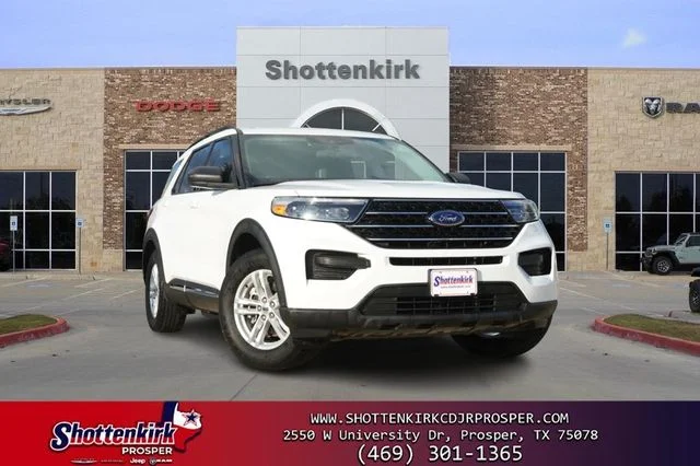 Used 2021 White Ford XLT image 1