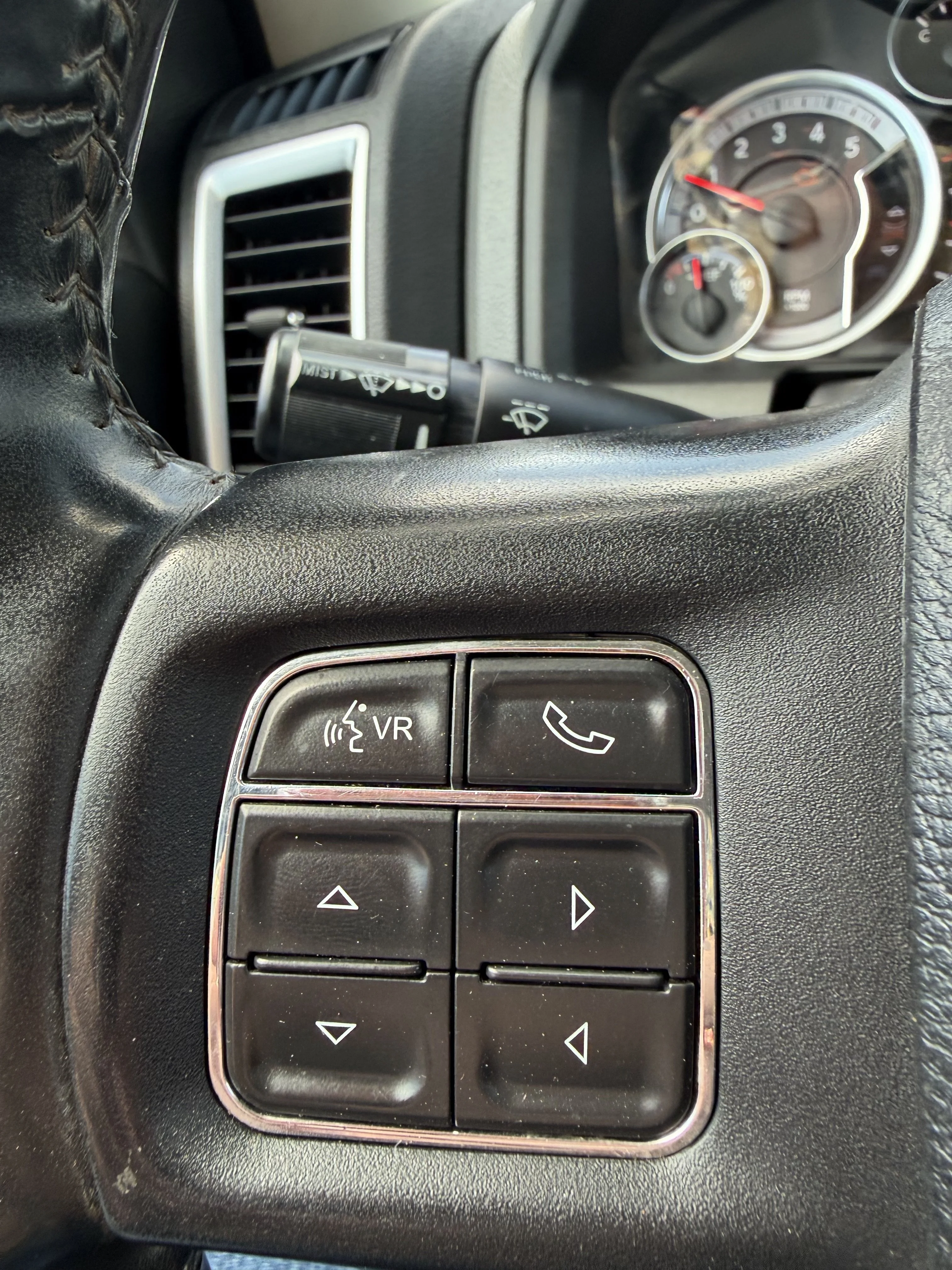 Used 2015 Maximum Steel Metallic Clearcoat Ram Outdoorsman image 14