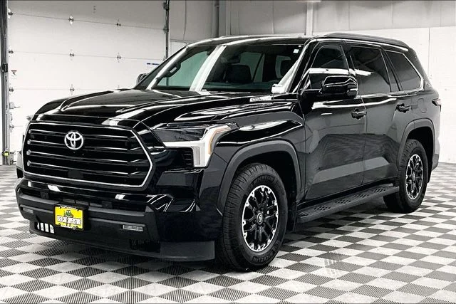 Used 2026 Midnight Black Metallic Toyota SR5 image 12