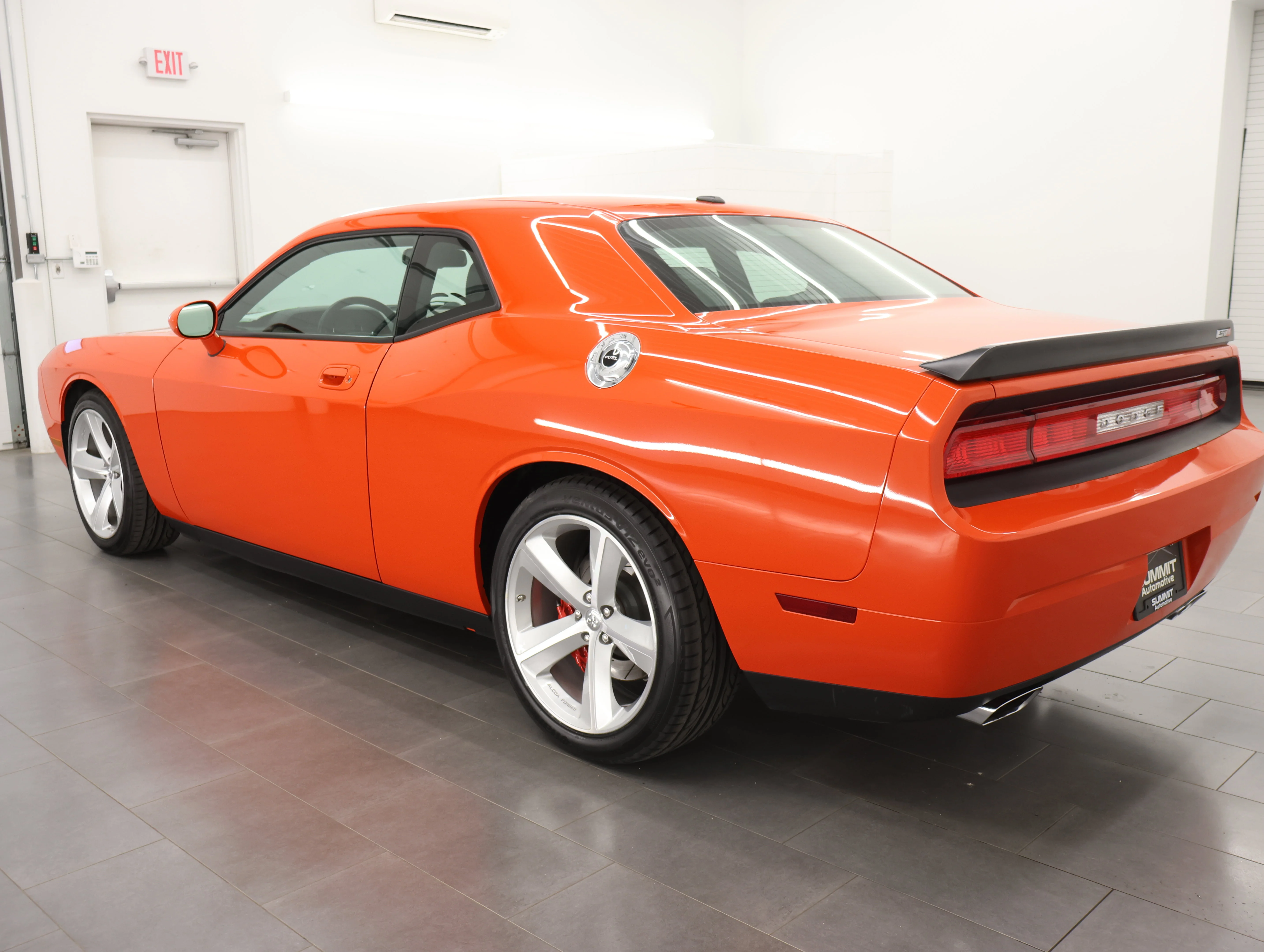 Used 2009 Hemi Orange Pearl Dodge SRT8 image 6