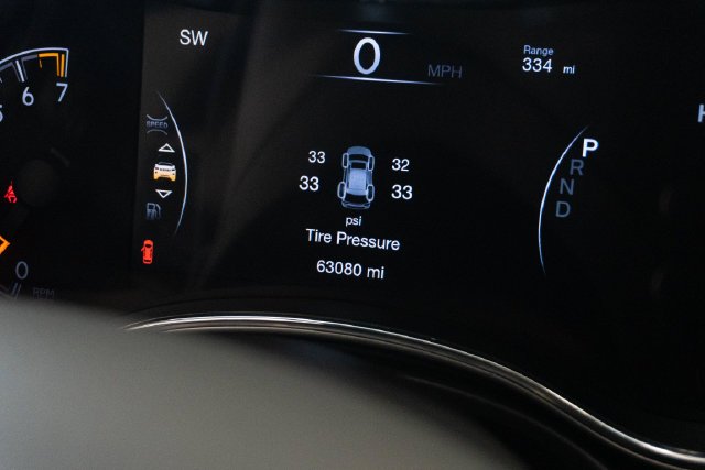 Used 2021 Gray Jeep Laredo E image 7