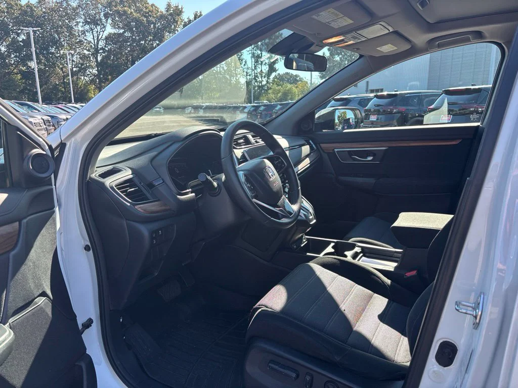 Used 2022 White Honda EX image 5