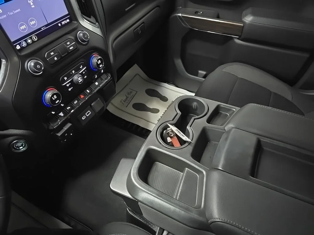 Used 2020 Blue Chevrolet LT image 26