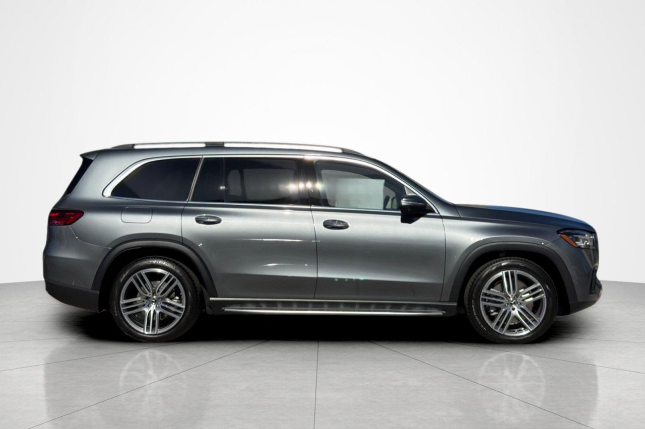 New 2026 Selenite Grey Metallic Mercedes-Benz GLS 450 4MATIC® SUV image 6