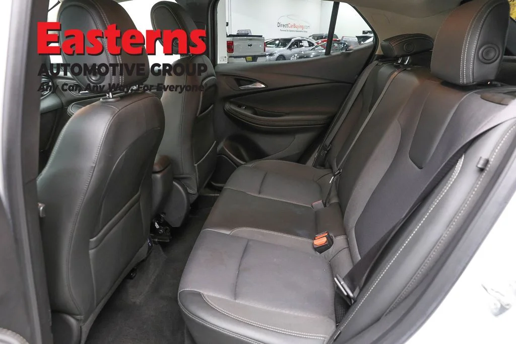 Used 2022 White Buick Preferred image 21