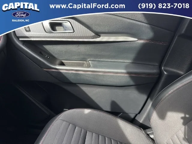 Used 2025 Red Ford ST-Line image 28