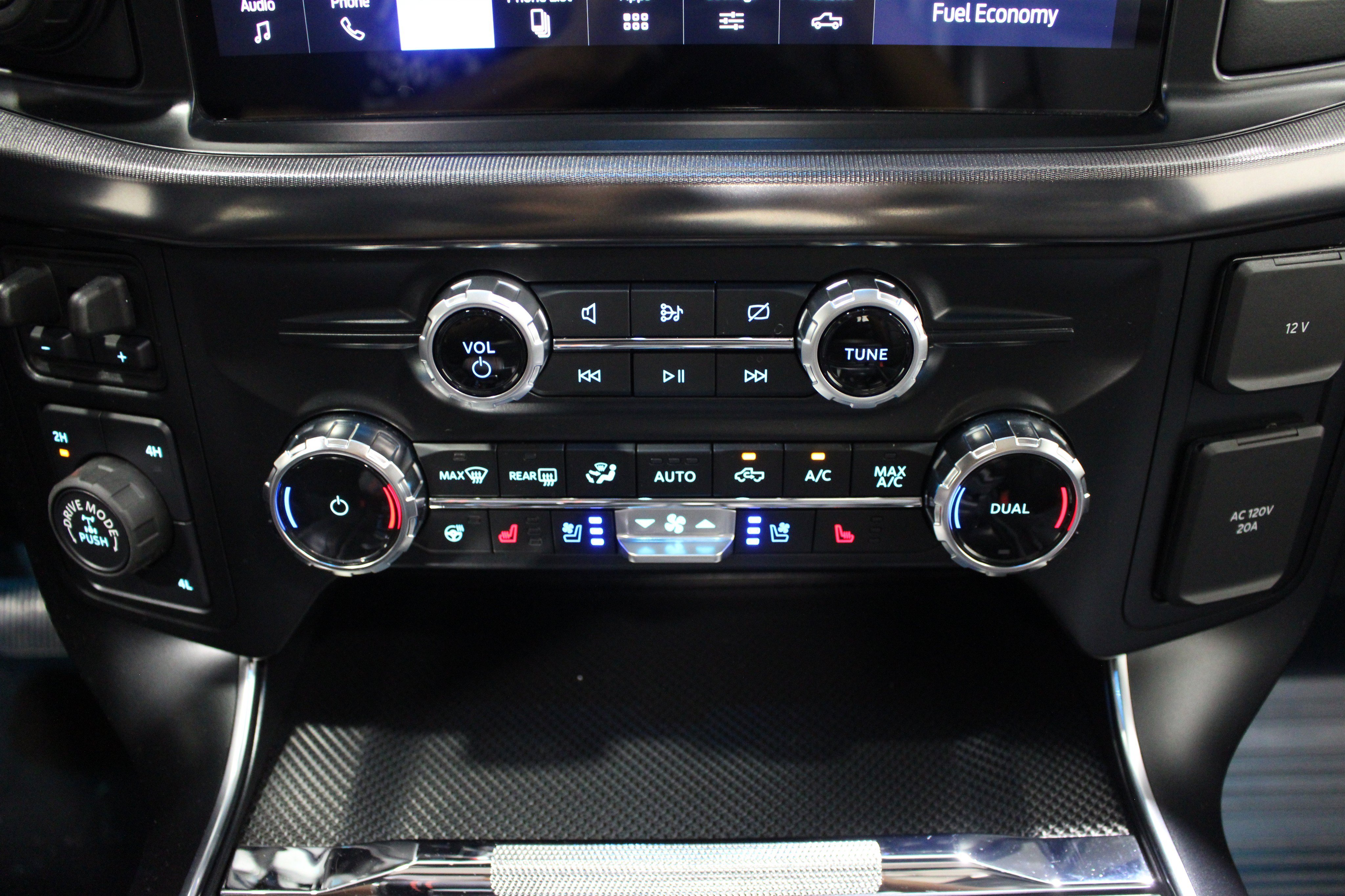 Used 2024 Shelter Green Ford Raptor image 18