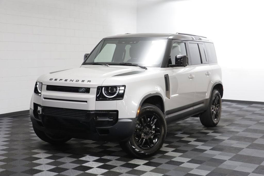 2026 Land Rover Defender 110 S P300's photo