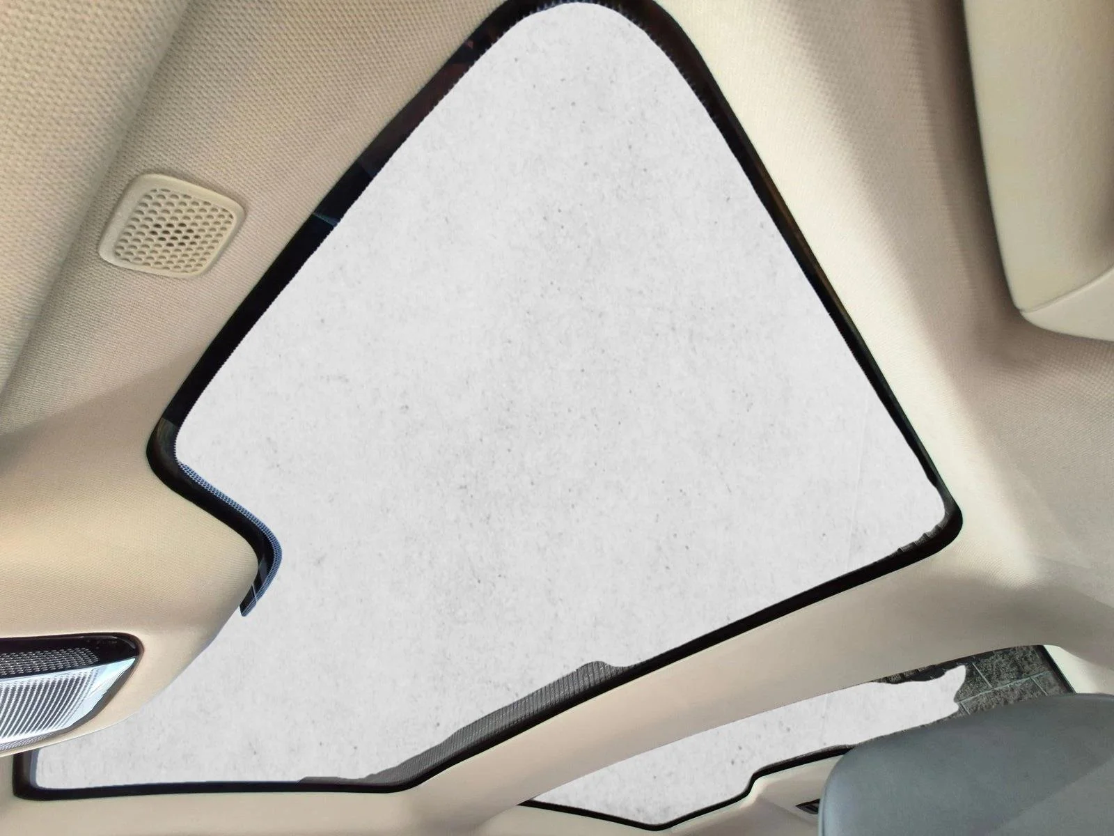 Used 2023 Eminent White Pearl Lexus RZ 450e Premium image 16