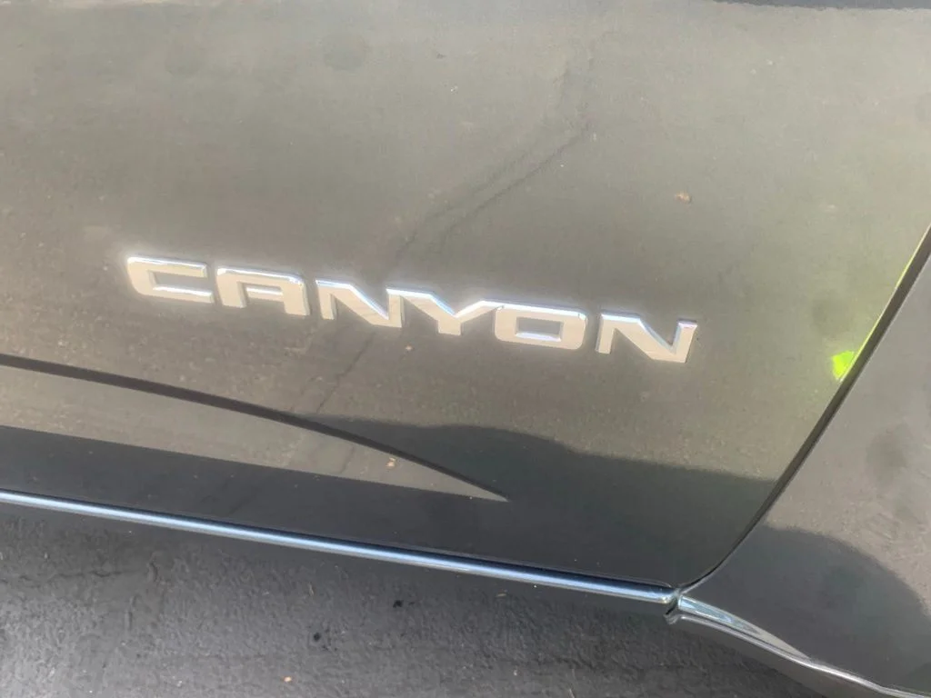Used 2019 Dark Sky Metallic GMC SLE1 image 7