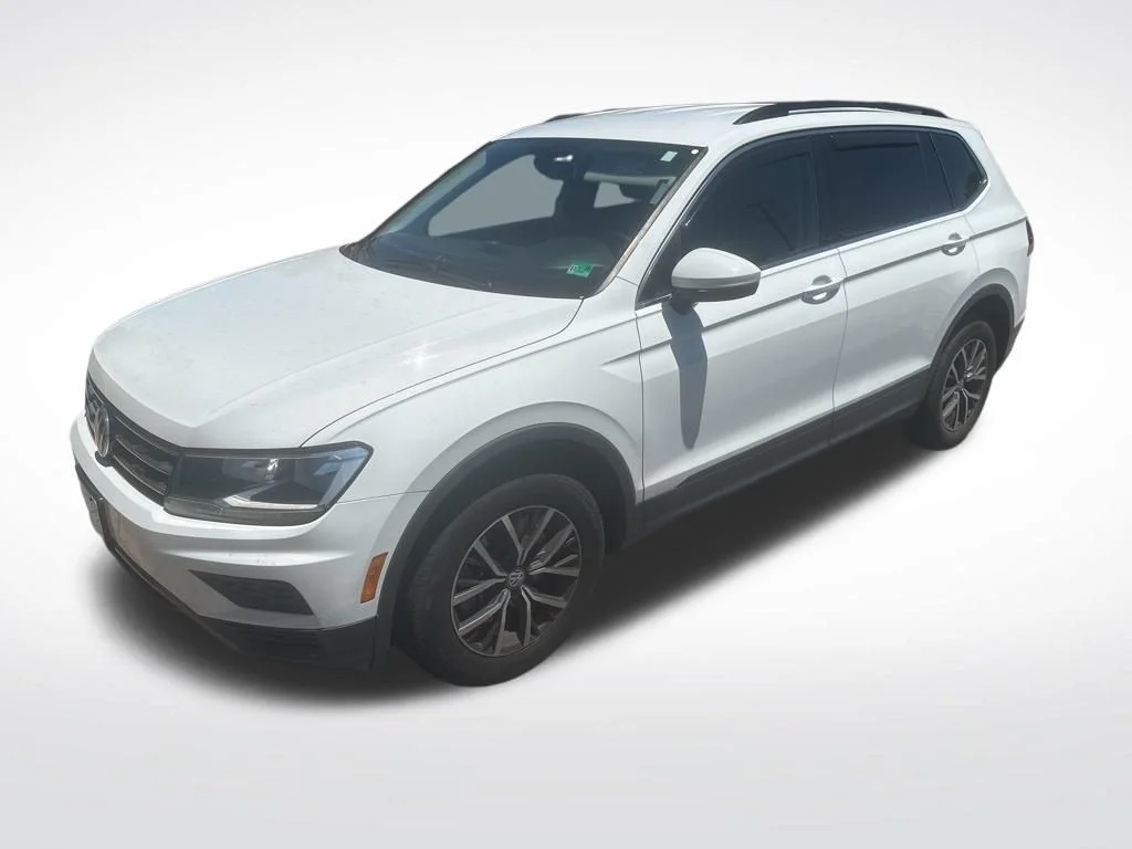 Used 2019 White Volkswagen 2.0T SEL R-Line image 3