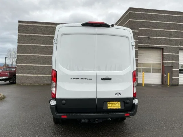 New 2026 Oxford White Ford Base image 5