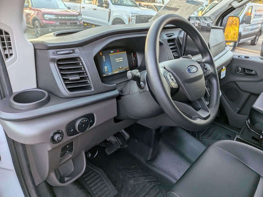 New 2026 Oxford White Ford Cargo Van image 28