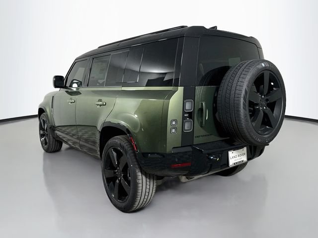 New 2026 Woolstone Green Land Rover X-Dynamic SE image 7